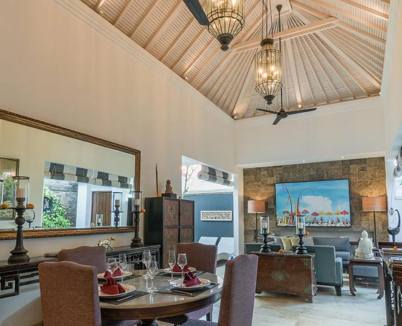 Mosan House - Unique Art-Filled Gem In Perfect Location A Short Walk From The Beach Or Seminyak Square Including Ac Office For Remote Working location
